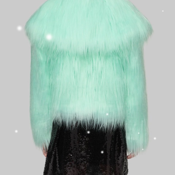 BRAND NEW, SEALED IN BOX - Taylor Swift Showgirl Faux Fur Coat - Picture 6 of 7